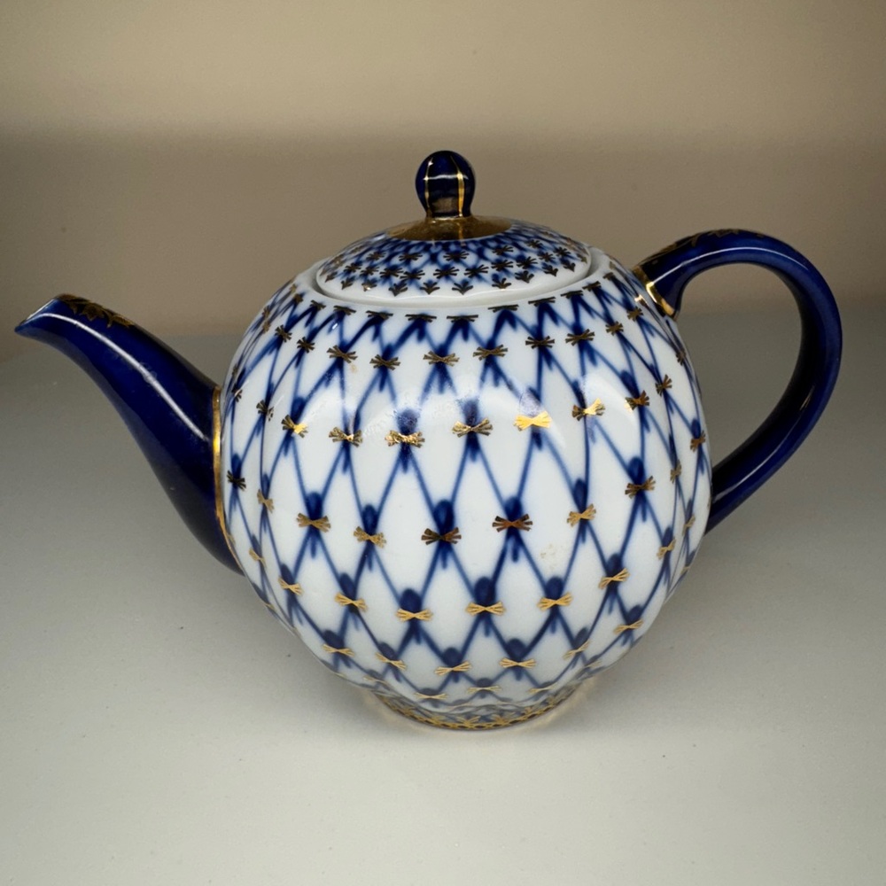 Lomonosov Russian Imperial Porcelain Gold Detailing Cobalt Net Teapot 3 Cup - Picture 5 of 11